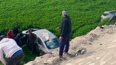 إصابة سيدتين في انقلاب سيارة على طريق المحلة – كفر الشيخ الدولي