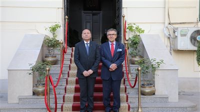 محافظ القاهرة يلتقى سفير البوسنة والهرسك لبحث سبل التعاون المشترك