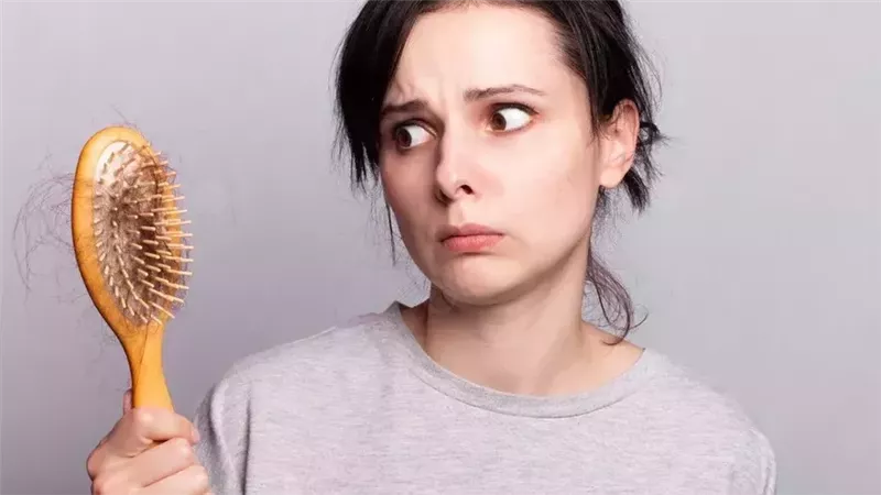 علاج تساقط الشعر