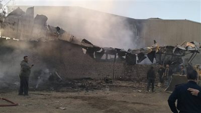 التحريات: سيجارة مشتعلة تتسبب في حريق مخزن البلاستيك بأبو النمرس 