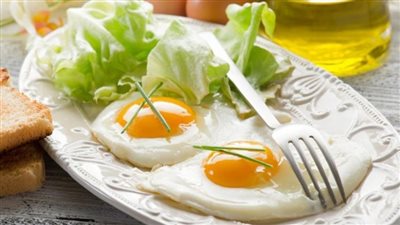  فوائد تناول البيض على وجبة الإفطار 