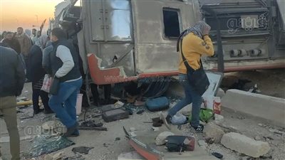 انقلاب أتوبيس يقل 56 راكبًا على الطريق الدائري الأوسطي وإصابة عدد من الركاب