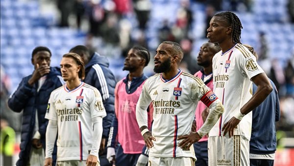 أولمبيك ليون يقصي ليل ويتأهل لدور الـ 16 من كأس فرنسا