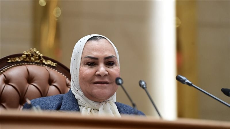 عبلة الهواري تؤدي