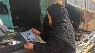 40 محضرا تموينيا في حملات مكثفة بدمياط لضبط الأسواق والمخابز