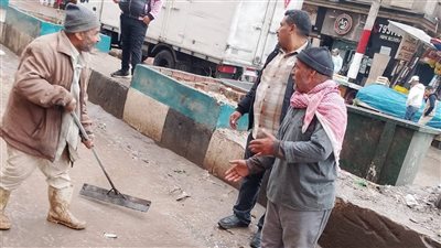 كسح وسحب مياه الأمطار من شوارع الدقهلية لتسيير الحركة المرورية