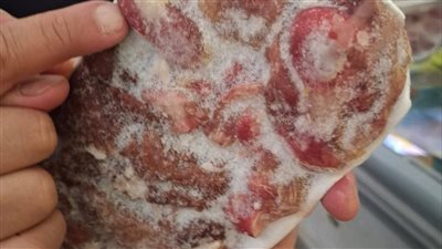 ضبط 204 كجم لحوم ودواجن فاسدة في حملة تموينية بدمياط