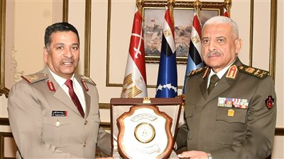 الفريق أول عبد المجيد صقر يستقبل وفد الاتحاد العربي للرياضة العسكرية