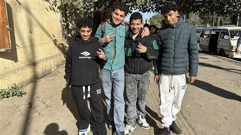 طلاب الصف الثاني