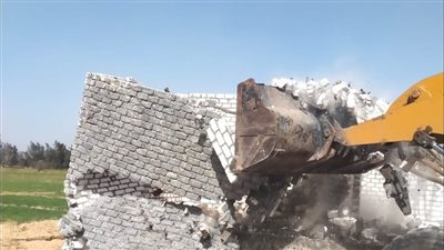 إزالة 34 تعديا على الأراضي الزراعية في الإسماعيلية (صور)