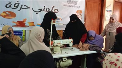 ختام الدورة الحرفية لتعليم الخياطة وأشغال التريكو بشباب الدلنجات 
