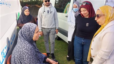 قافلة طبية مجانية ومكتبة متنقلة لأهالي قرية سرابيوم بفايد (صور)