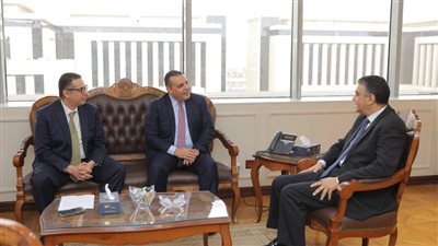 التمثيل التجاري المصري يعزز التعاون مع الهيئة المصرية للشراء الموحد