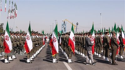 مسئول إيراني كبير لـ رويترز: حذرنا دول المنطقة من أننا سنقصف القواعد الأمريكية إذا هاجمتنا واشنطن 