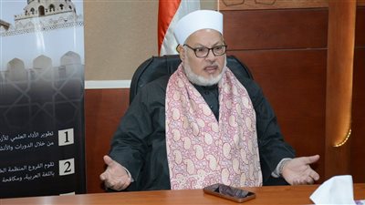 رئيس جامعة الأزهر الأسبق يحذر من توظيف الذكاء الاصطناعي في تشويه الخطاب الديني 