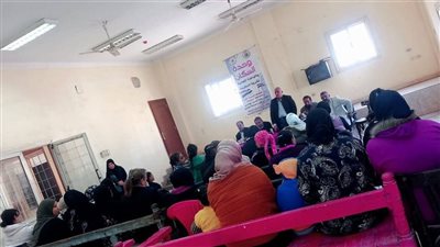 انطلاق قافلة لتعليم الكبار بأسيوط ضمن مبادرة 