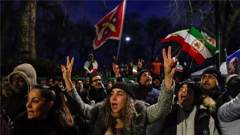 إيران، فيتو 
