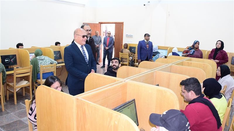 النعماني يتابع امتحانات