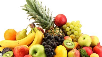 استشاري يحذر: الفاكهة بها سم قاتل