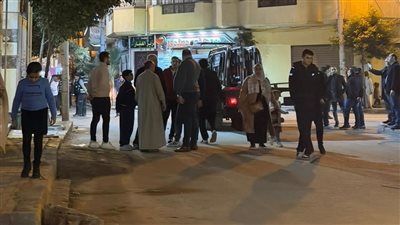 بعد ظهور شروخ وتصدعات خطرة، إخلاء برجين سكنيين بشكل عاجل في دمنهور (صور)