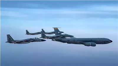 صحيفة إسرائيلية تكشف موعد الضربة الأمريكية على إيران 