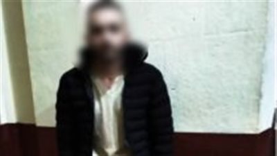 ضبط شخص بتهمة بيع مشروبات كحولية مغشوشة ومجهولة المصدر بالإسكندرية