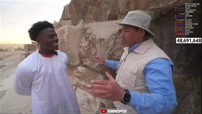 اليوتيوبر العالمي سبيد يزور الأهرامات والمتحف الكبير ويعرب عن انبهاره بالحضارة المصرية 