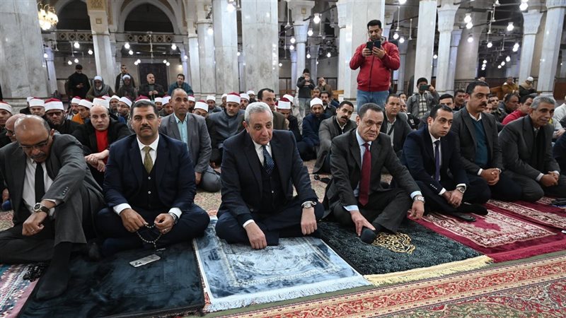محافظ الغربية يشهد