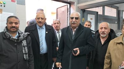 تشميع مكتبة بشبرا الخيمة لتسهيلها تداول امتحان الشهادة الإعدادية بالقليوبية 