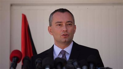 الممثل السامي لقطاع غزة يحدد الأولويات مع بدء عمل لجنة إدارة القطاع