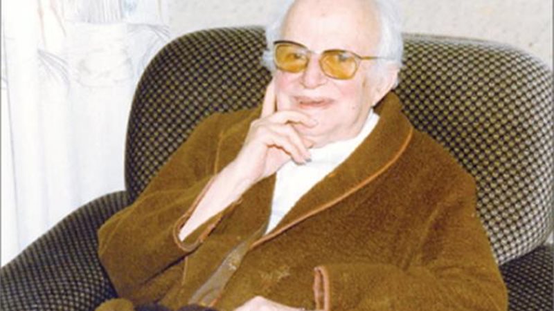 الأديب يحيى حقى 