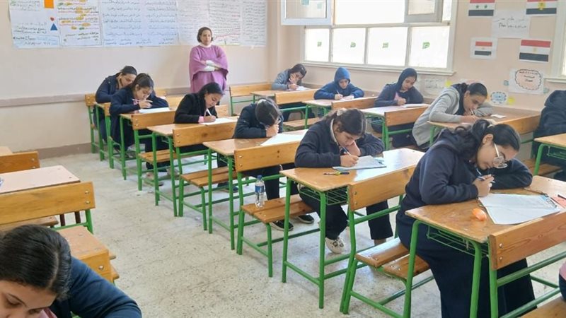 الشهادة الإعدادية
