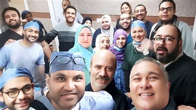 أطباء مستشفى الطلبة بجامعة القاهرة ينجحون في إجراء أول عملية زراعة قوقعة لطالبة 