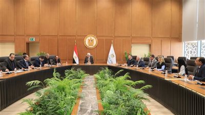 تعاون بين التعليم العالي والمعهد التكنولوجي العالي بسوهاج وسانت بطرسبرغ بروسيا