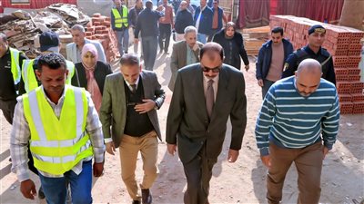 محافظ سوهاج يتفقد أعمال تطوير قصر الثقافة 