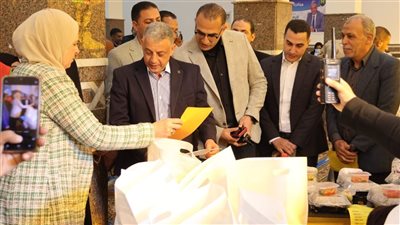 محافظ الإسماعيلية يتفقد 