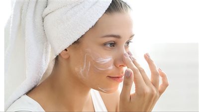  اصنعيه بنفسك، كريم طبيعي لترطيب البشرة الجافة في الشتاء 