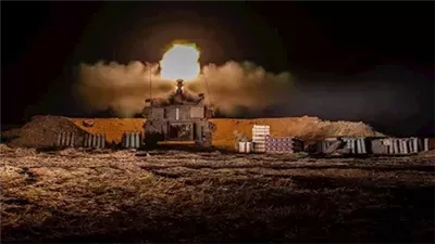 الاحتلال يقصف المنطقة الشرقية لمدينة دير البلح وسط قطاع غزة