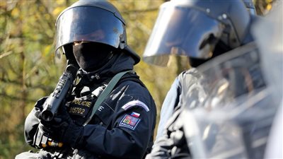 حادث إطلاق نار يودي بحياة شخص وإصابة 4 آخرين بالتشيك