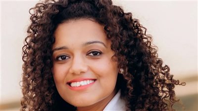 «لا تثق في الصمت» رواية جديدة بالإنجليزية لـ رنا محمد حسان في معرض الكتاب