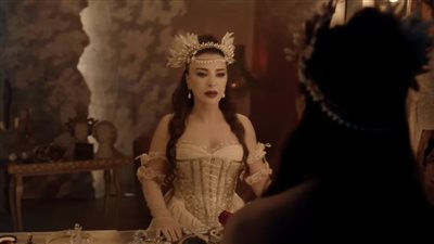 من دموع هادئة لضحكات شريرة، ماغي بو غصن تمر بتحولات نفسية في برومو 