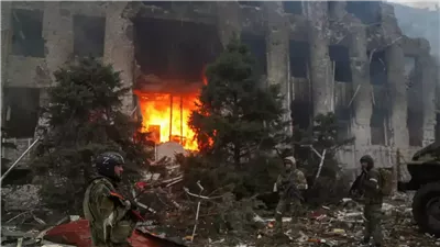 انقطاع الماء والكهرباء في كييف بعد هجوم روسي بالطائرات المسيرة والصواريخ