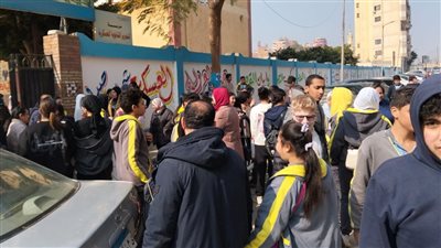 78 ألف طالب بالشهادة الإعدادية بأسيوط يؤدون امتحاني الدراسات والتربية الفنية 