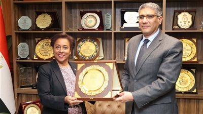 محافظ الجيزة يبحث مع سفيرة الدومينيكان تعزيز التعاون الاستثماري والسياحي (صور)