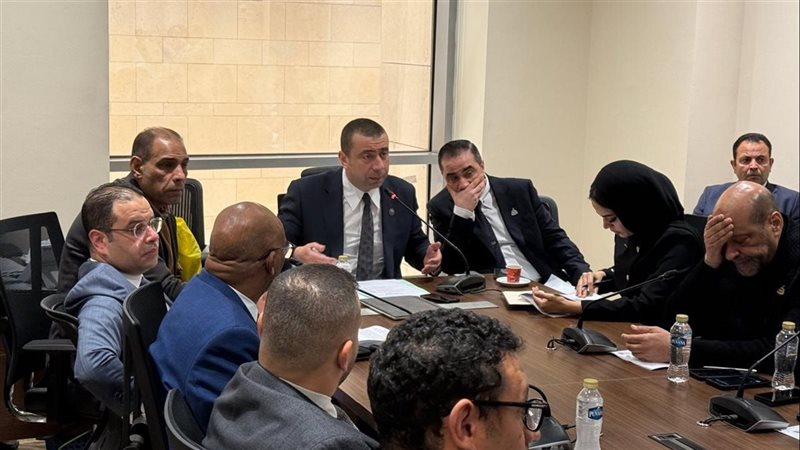 اجتماع لجنة الصناعة