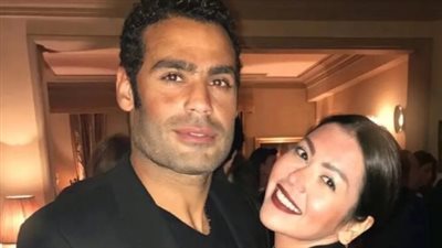 لقاء الخميسي تكشف حقيقة انفصالها عن محمد عبد المنصف وتوجه رسالة للسيدات 