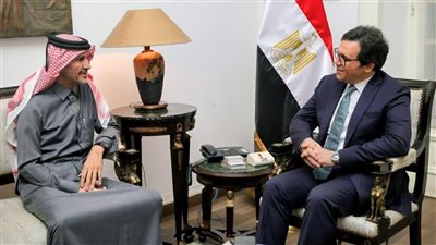 وزير الثقافة يلتقي سفير قطر بالقاهرة لبحث استعدادات العام الثقافي المصري القطري