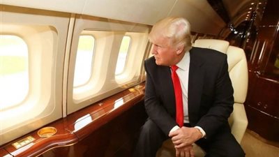 طائرة الرئاسة الأمريكية.. بؤرة صراع في عالم هوليود.. مغامرات تجمع بين السياسة والأكشن.. ورحلات خيالية لإظهار سيد البيت الأبيض في صورة المنقذ