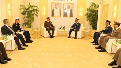 رئيس الأركان يعود إلى أرض الوطن بعد مشاركته بمعرض ديمدكس 2026 في قطر (فيديو) 