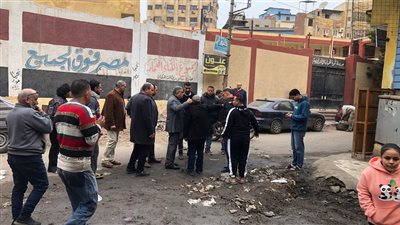 محافظ الدقهلية يتفقد إصلاح كسر ماسورة مياه بحي غرب المنصورة 